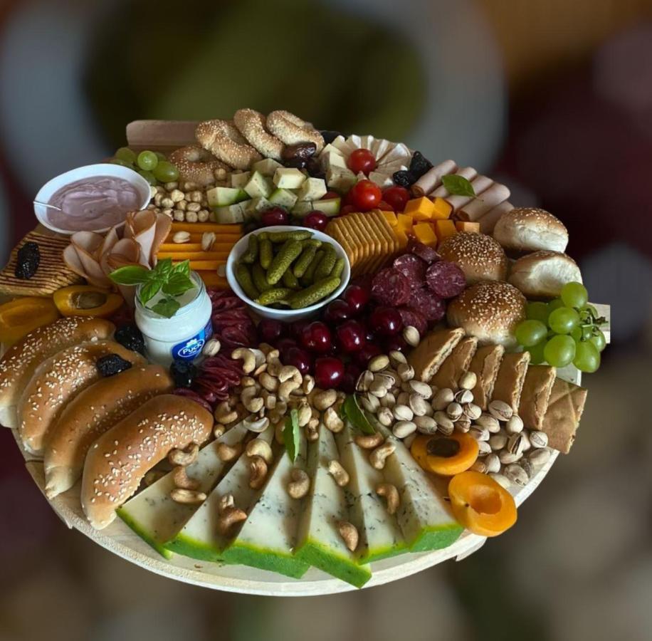 Arabella Hotel Kicevo Экстерьер фото